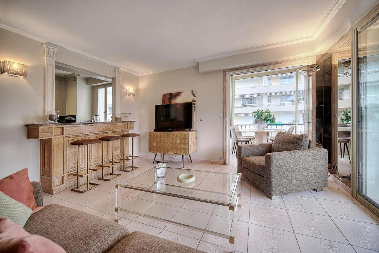 Immogroom - 2 Bedroom - Air Conditioning - Wifi - Terrace - Common Parking 戛纳 外观 照片